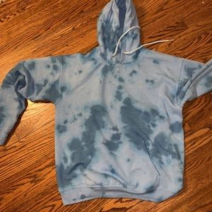 Blue tie dye sweatshirt